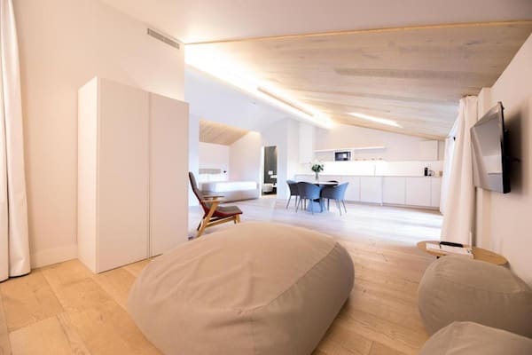 MYR Plaza Mercado &amp; Spa