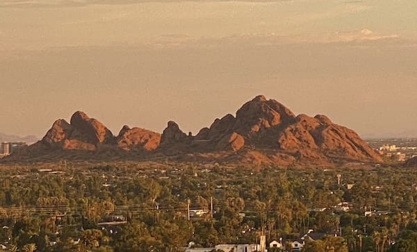 Camelback Øst