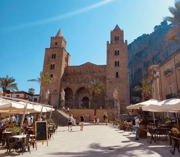 Cefalù Sicilien